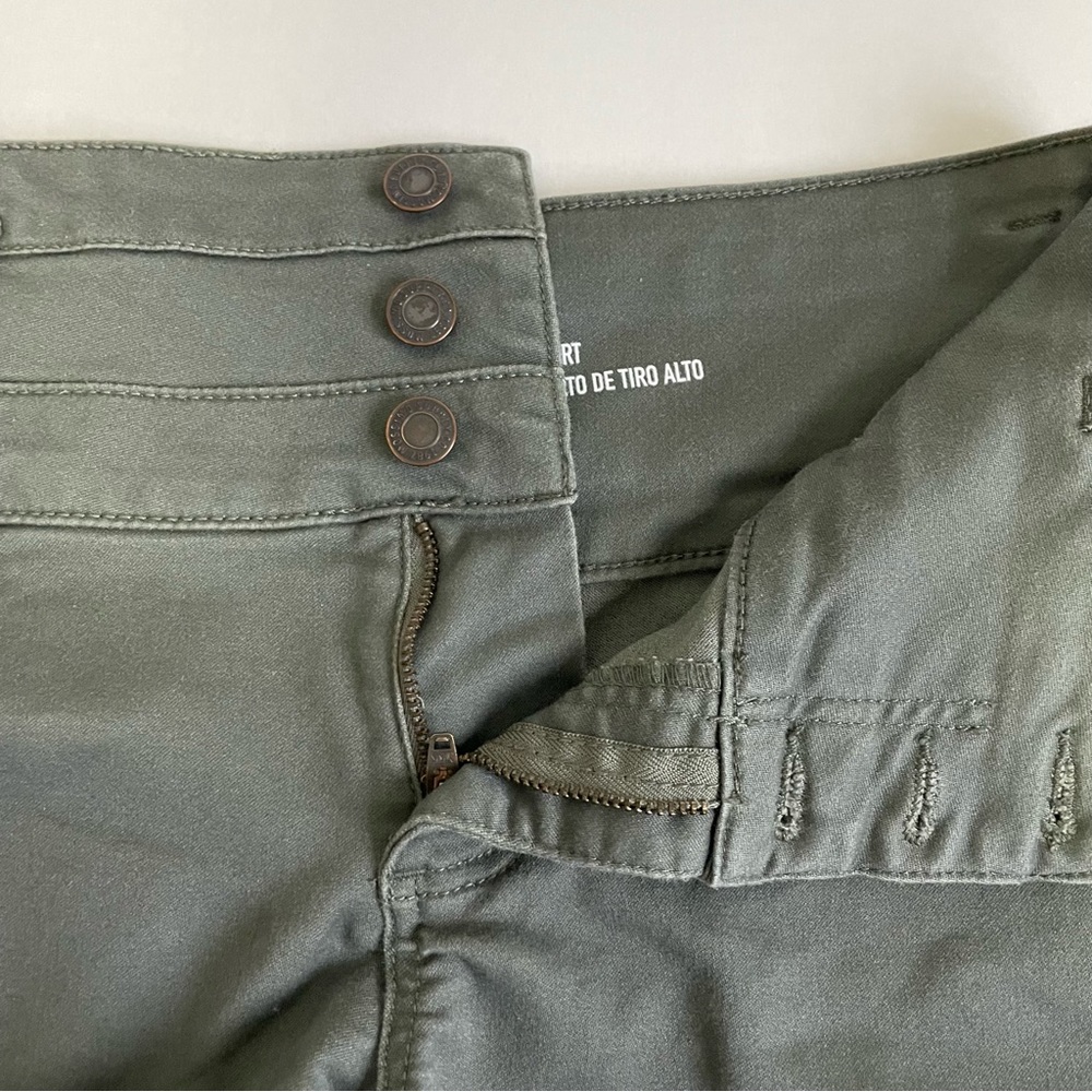 High Rise Mossimo Shorts - Picture 2 of 7